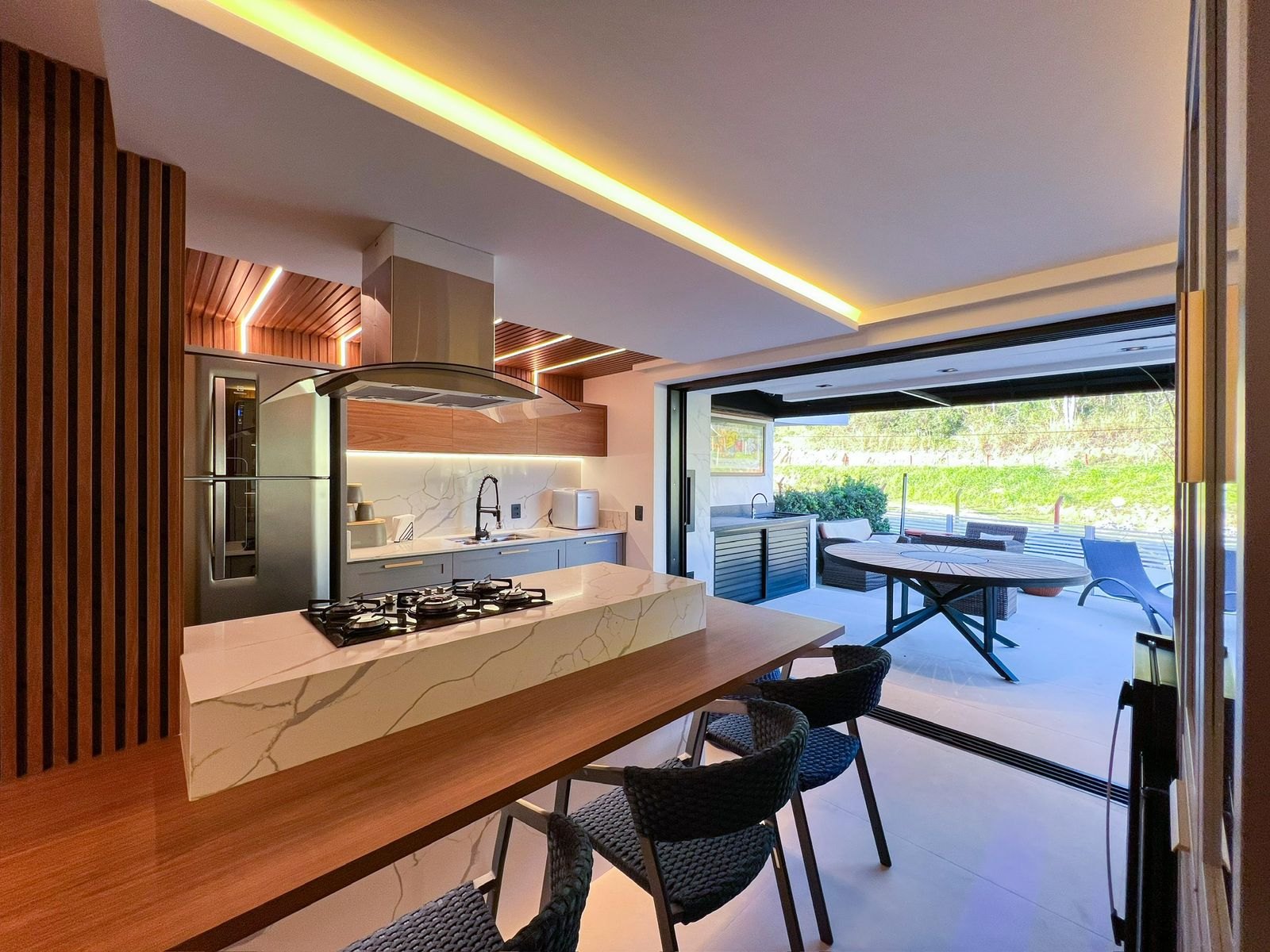 Cozinha integrada ao living